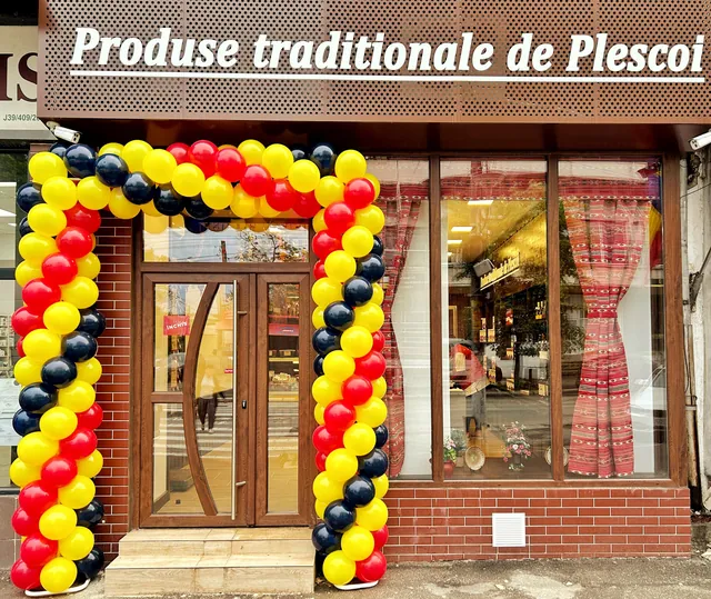 Decoruri pentru botez și majorat — Just Roses