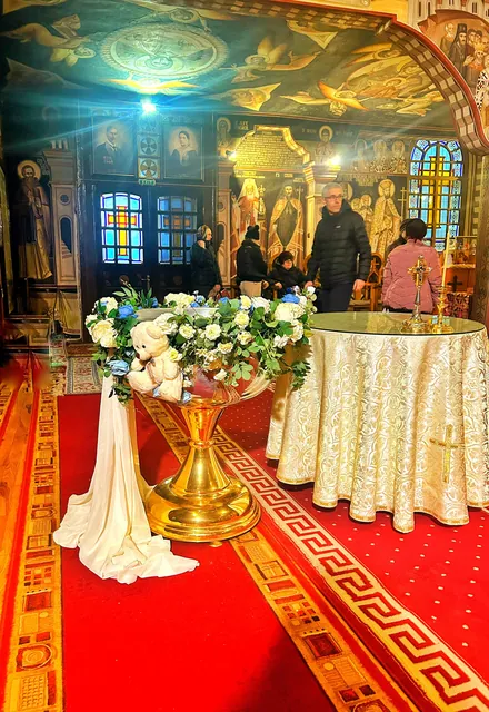 Decoruri pentru botez și majorat — Just Roses