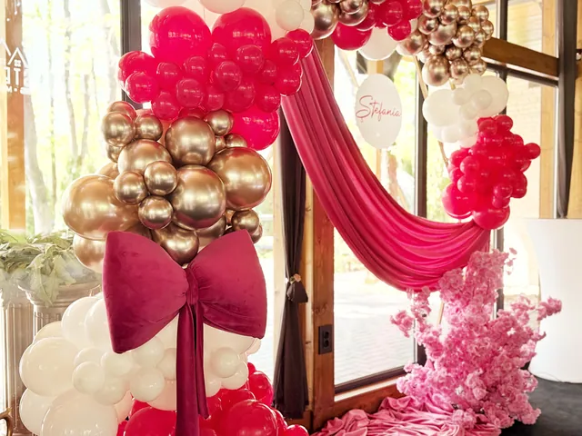 Decoruri pentru botez și majorat — Just Roses