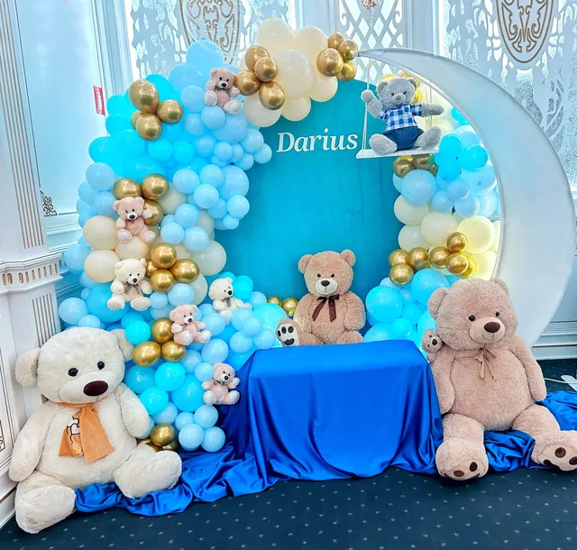 Decoruri pentru botez și majorat — Just Roses