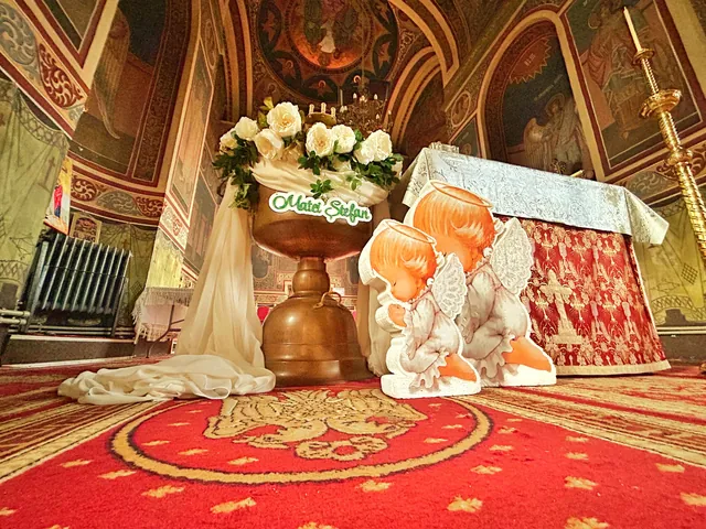 Decoruri pentru botez și majorat — Just Roses