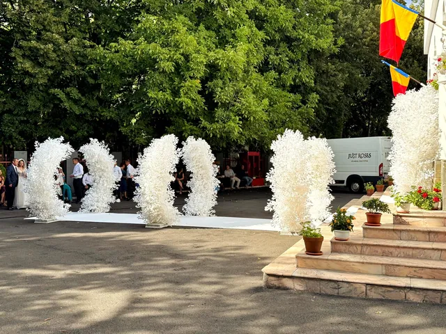 Decoruri florale de nuntă — Just Roses