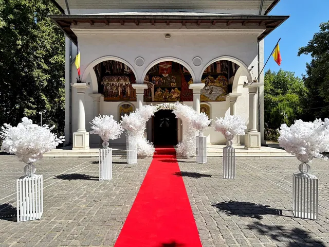 Decoruri florale de nuntă — Just Roses