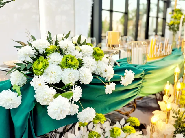 Decoruri florale de nuntă — Just Roses