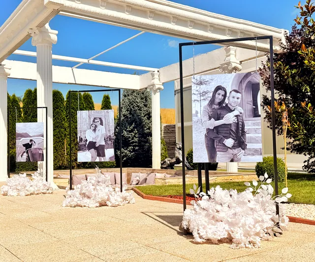 Photo corner de nuntă — Just Roses
